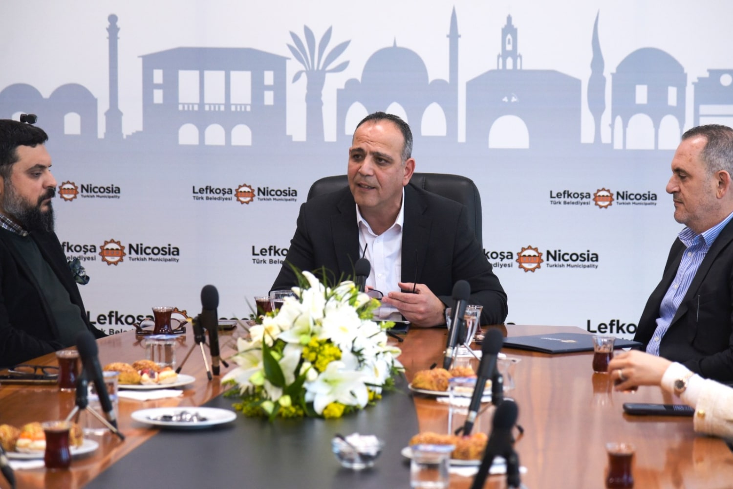 LTB ile Vedat Kaner Vakfı arasında “Bienal Lefkoşa” ana sponsorluk sözleşmesi imzalandı